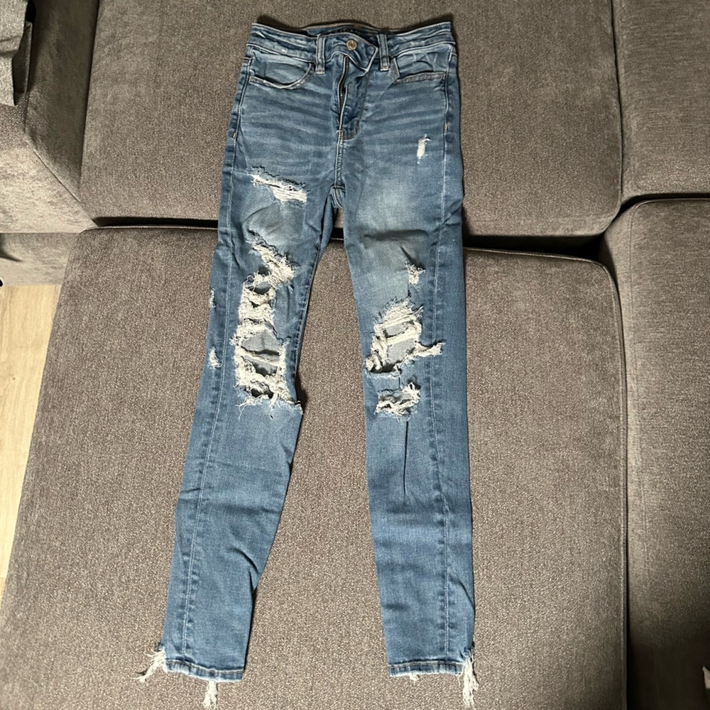 American Eagle Distressed Skinny Blue Jeans